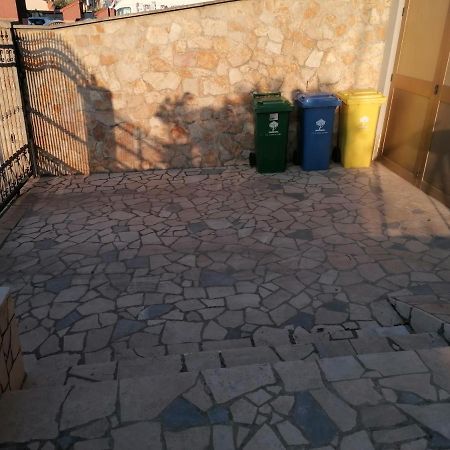 Apartment A & N With Free Private Parking Pula Exterior photo